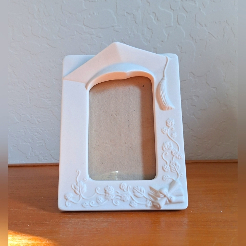 Vintage Russ Berrie 3D Graduation Picture Frame Matte Easel Photo White